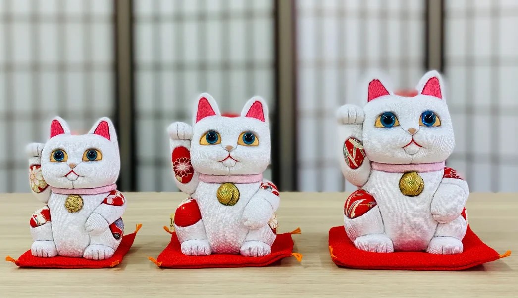 Maneki-neko giapponese. Fonte: web.